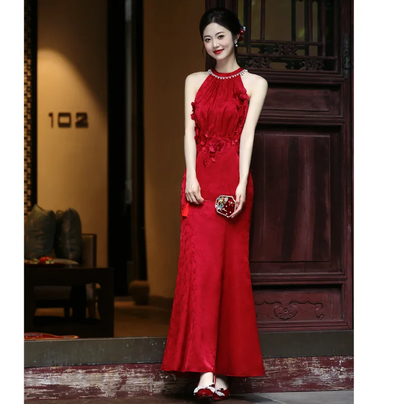 Simple Red Evening Dress for Women New 2025 Winter Slim Fit Neck Hanging Wedding Dress Perfect for Engagement And Drinks