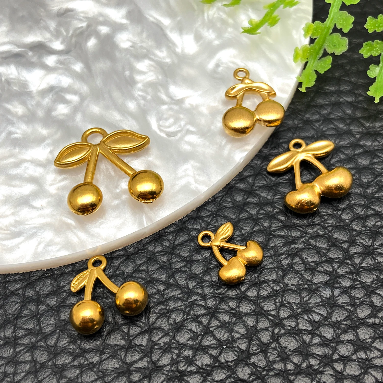 5pcs vacuum plating gold stainless steel fruit cherry series charms pendant DIY making key chain earrings necklace jewelry