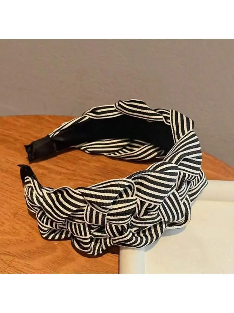 

Retro Elegant Black And White Striped Wide Headband For Women Daily Festival Outing Hair Accessory