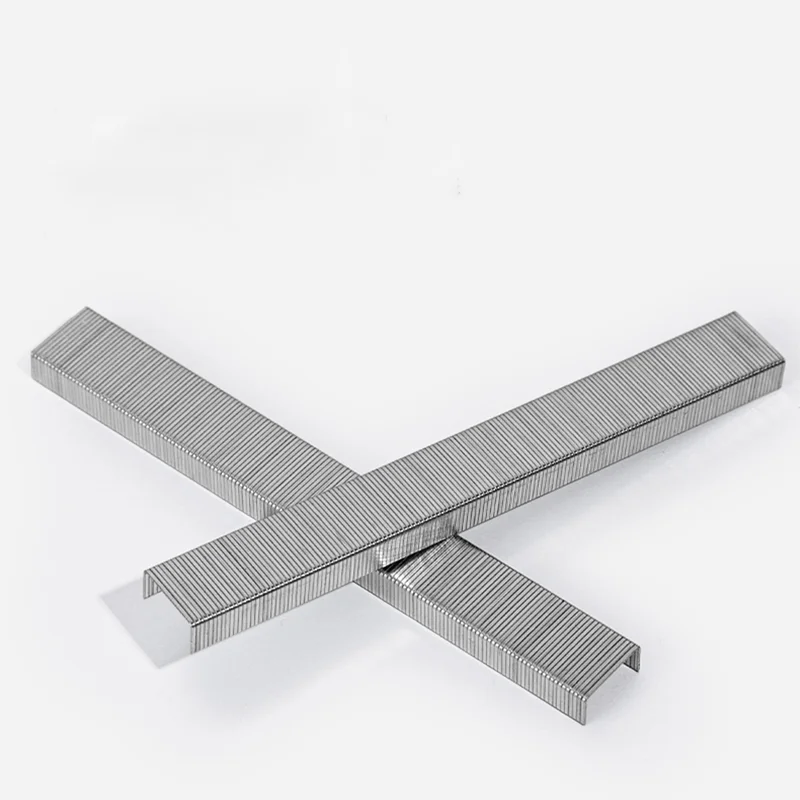 1Boxes DELI 0012L Office Industry Staples 24/6 Staple Can Be Used For 25 Pages 4800Pcs/Box