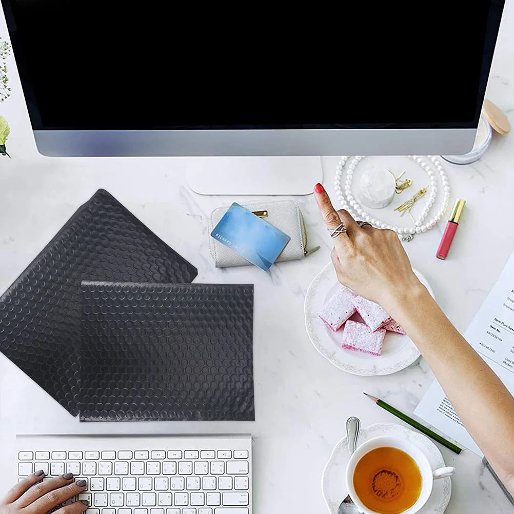 25 قطعة من مغلفات الشحن المبطنة المقاومة للصدمات ومقاومة للماء لتسليم مستلزمات المجوهرات