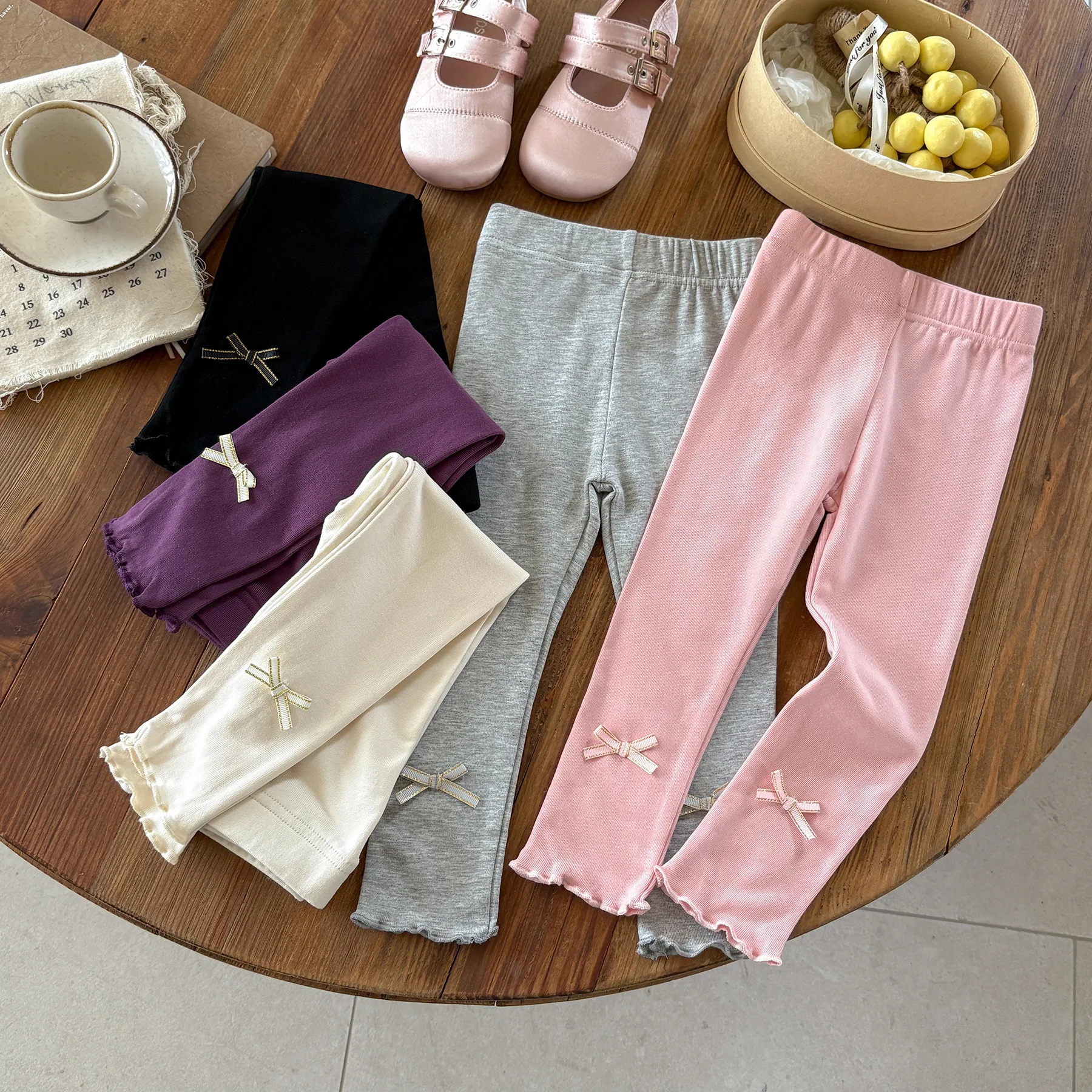 

2025 Autumn New Girls Bow Leggings Cotton Children Trousers Solid Girls Fleece Leggings Toddler Winter Warm Pants Kids Clothes