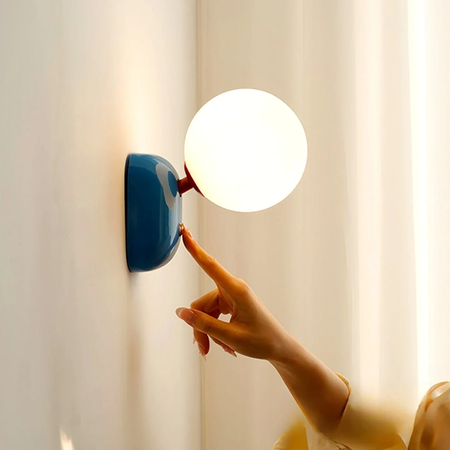 Dopamine-enhanced Children's Room Wall Lamp, Creamy Style, Creative Atmosphere, Cartoon Night Light with Switch, Bedside Lamp.