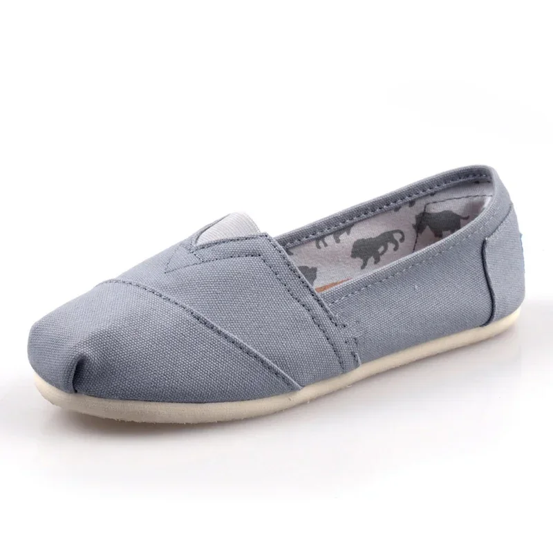 2024 Zomer Blauwe Loafers Heren Klassieke Canvas Flats Schoenen Vrouwen Comfortabel Ademend Heren Casual Schoenen Slip-On Espadrilles