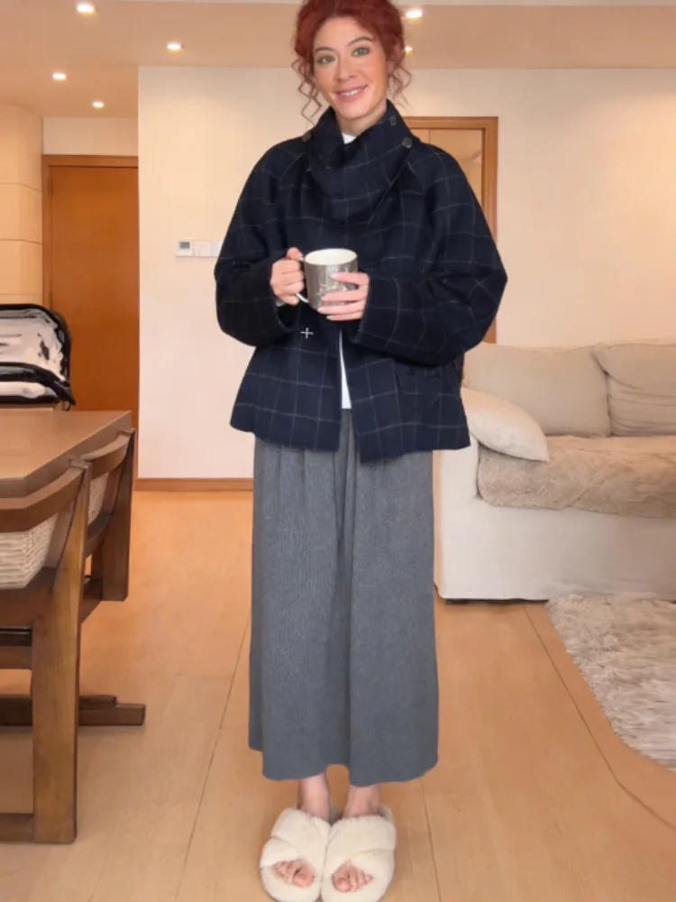 

Шикарная клетчатая женская куртка с принтом и воротником-стойкой на пуговицах, женское короткое пальто с длинными рукавами, 2026, весенняя новая модная женская верхняя одежда для поездок на работу