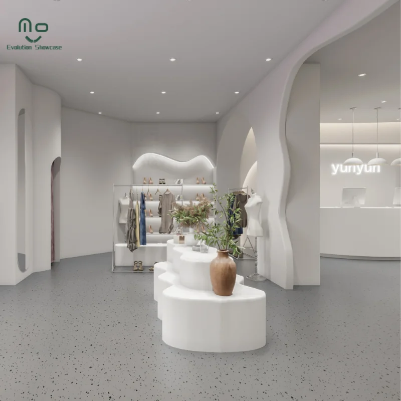 Custom.Metal التجزئة متجر لبيع الملابس رف شاشة جدار خشبي خزانة عرض الملابس رفوف النساء فستان ملابس الرجال البدلة Gar