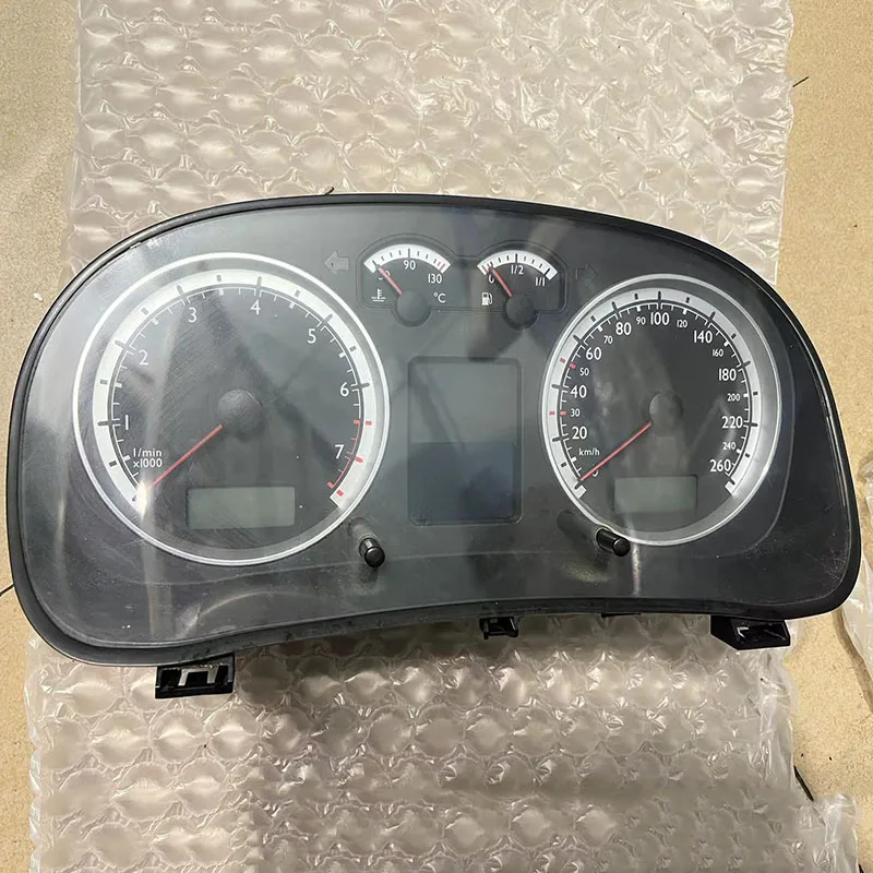 Suitable for Volkswagen Golf 4 BORA 848E 826A second-hand parts second-hand original disassembly instrument panel assembly