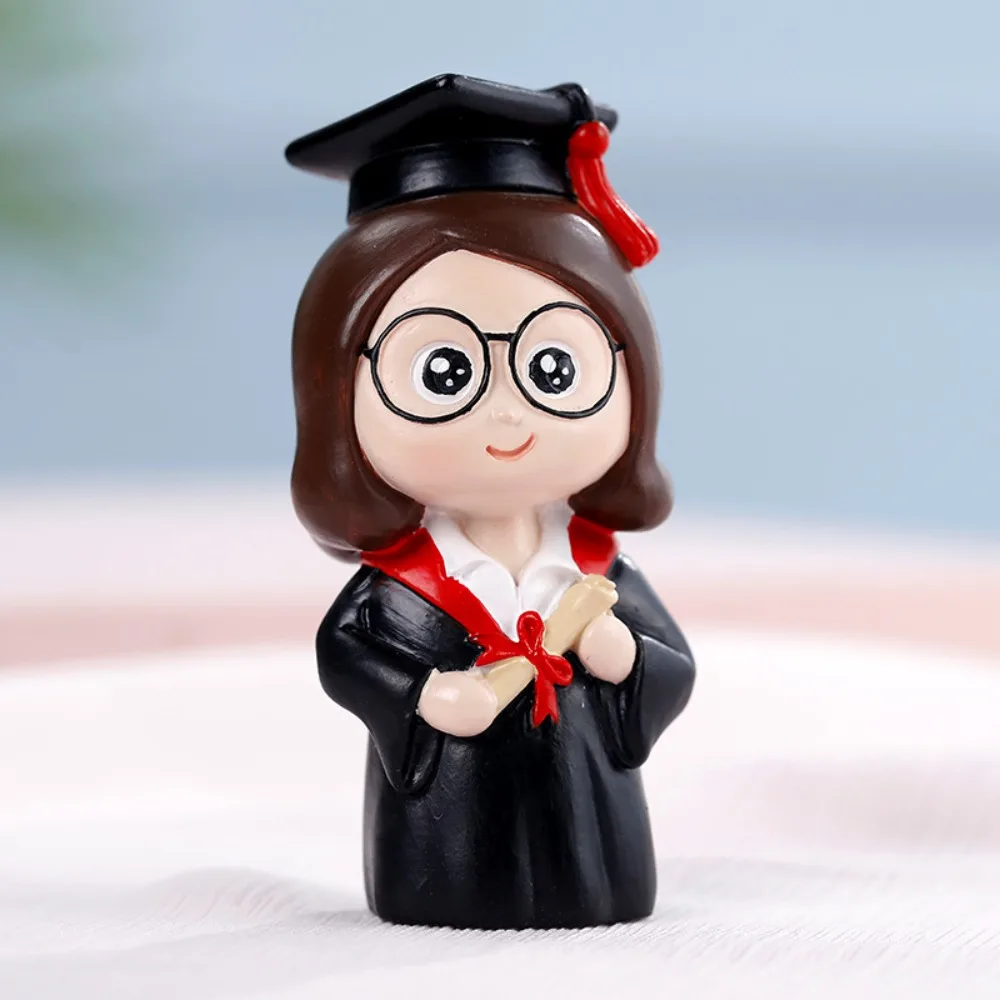 7cm Dr. Cake Toppers Graduation Gift Cake Toppers Scholar Ornament Resin Baking Accessory Mini Doctor Figurine Party Decoration