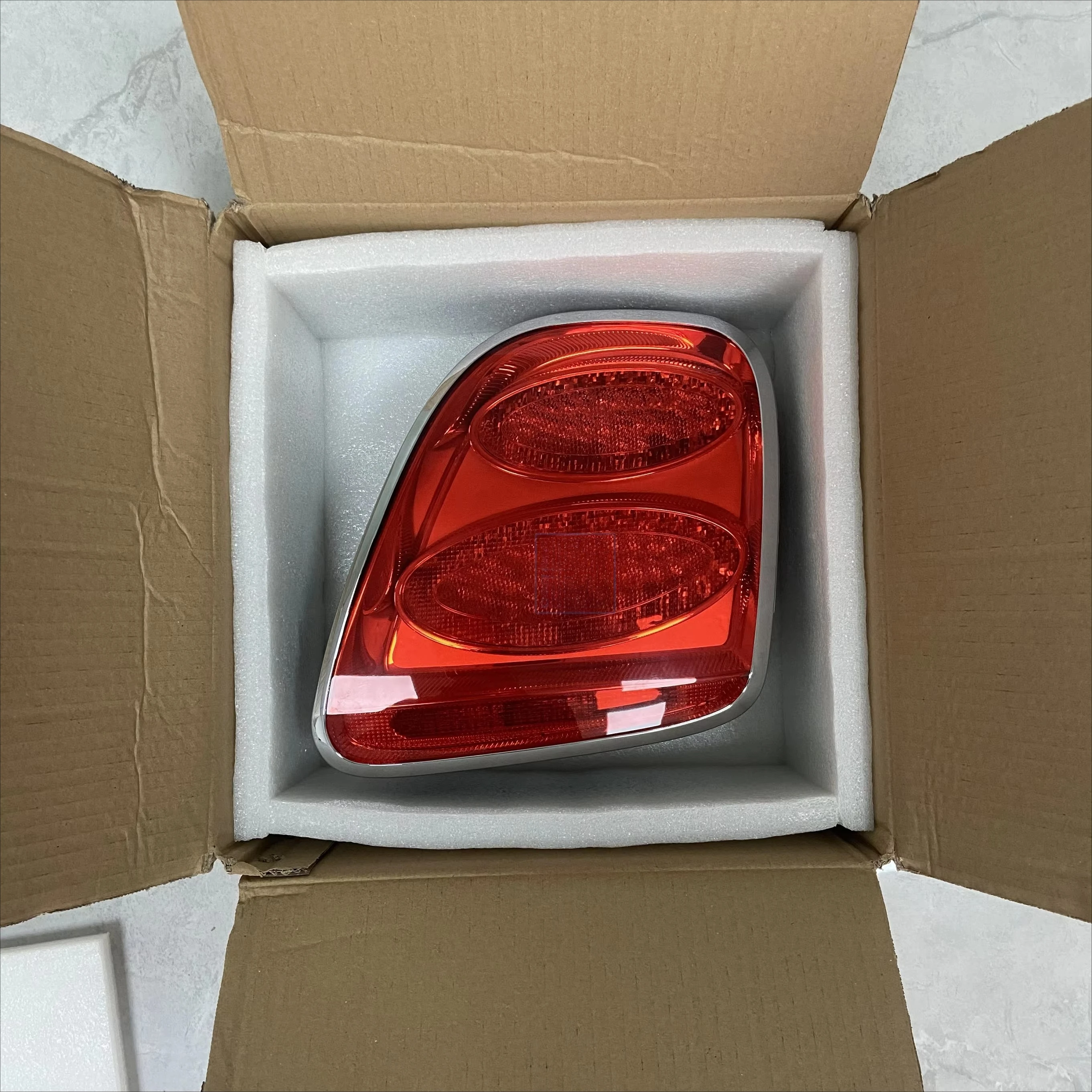 For Bentley Flying Spur 2004 To 2012 3W5945095 3W5945096 OBM Car Accessory Brand New Taillight Rear Lamp Back Lamp