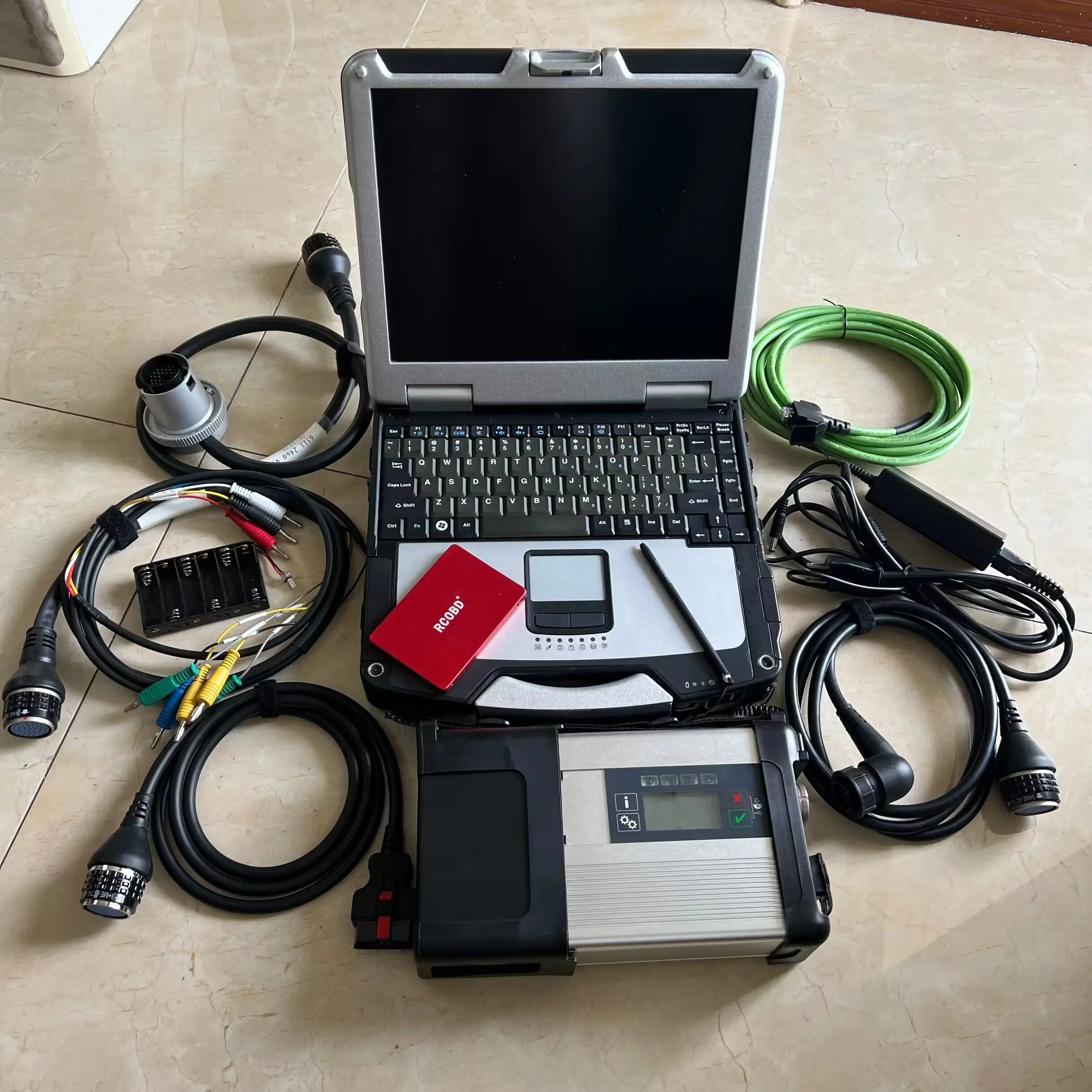 

Wifi MB Star SD Connect C5 Multiplexer and Cables with V2024 Software SSD in CF-31 Laptop i5CPU Full Set Ready to Work Diagnose