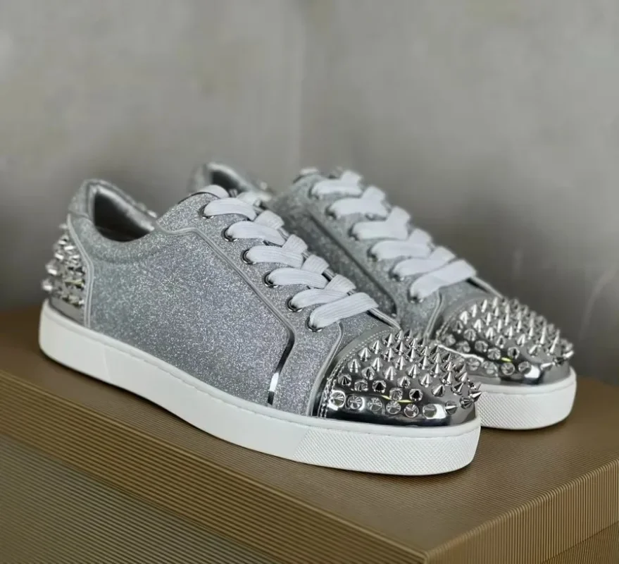 

Men's and Women's Silver Luxury Leather Riveted Shoes Fashion Prom Red Bottom Spiked Shoes Low Top Sneakers Casual Shoe