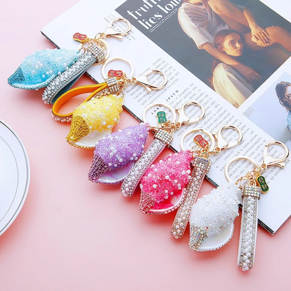 

Fashion Candy Color Shell Conch Keychain Rhinestone Pearl Wealth Sea Beach Pendants Charms Creative Car Keyring Beach Jewelry