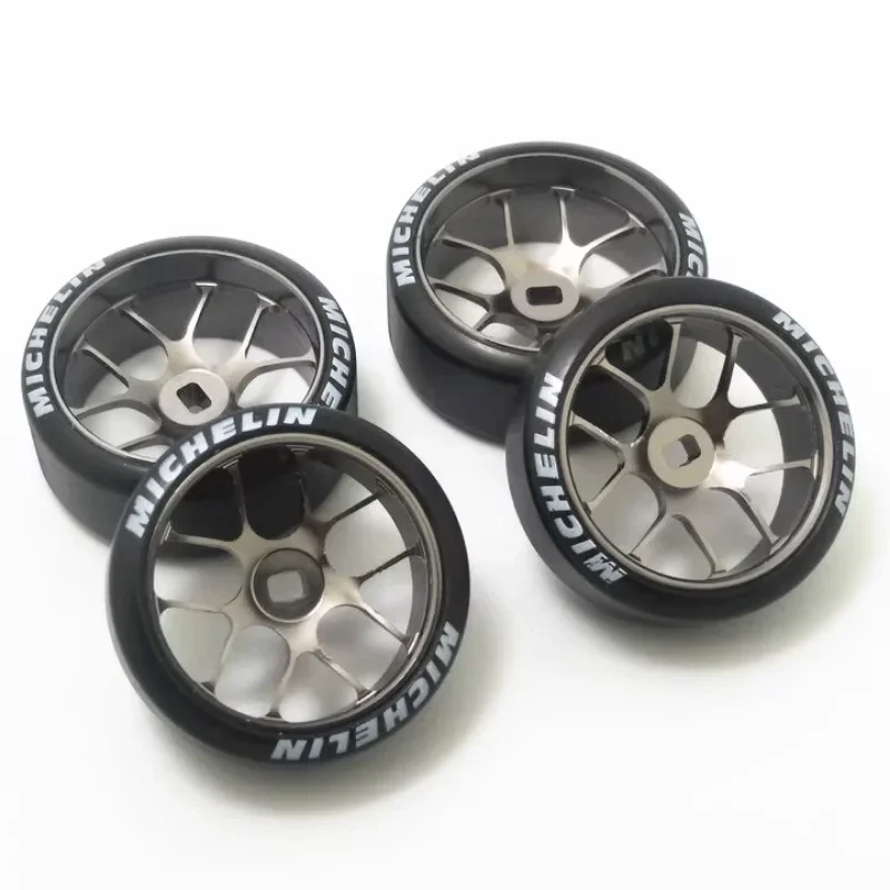 4Pcs 22.5mm Metal Wheel Hub & Drift Logo Tires for 1/28 1/24 Mini Car RC Drift Model Remote Control Racing Car Upgrade Parts