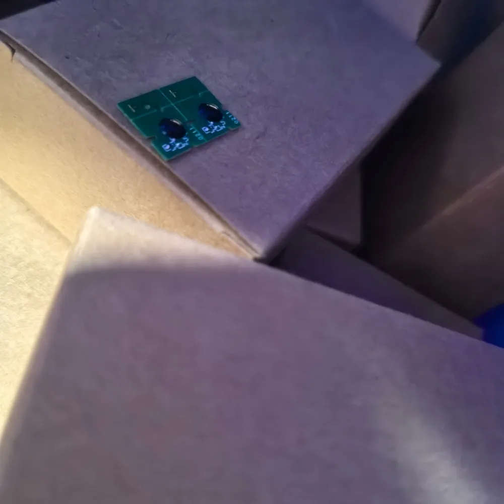 

T6193 6193 Maintenance Tank Chip For EPSON Sure Color T3200 T5200 T7200 T3000 T5000 T7000 Plotter Printer parts