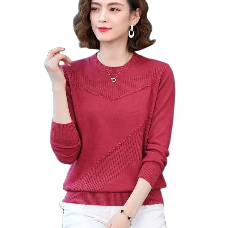 New Spring Autumn Fashion  Women Jacket Elegant Round Collar Pullover Mother Short Sweater Loose Knitting Bottoming Shirt