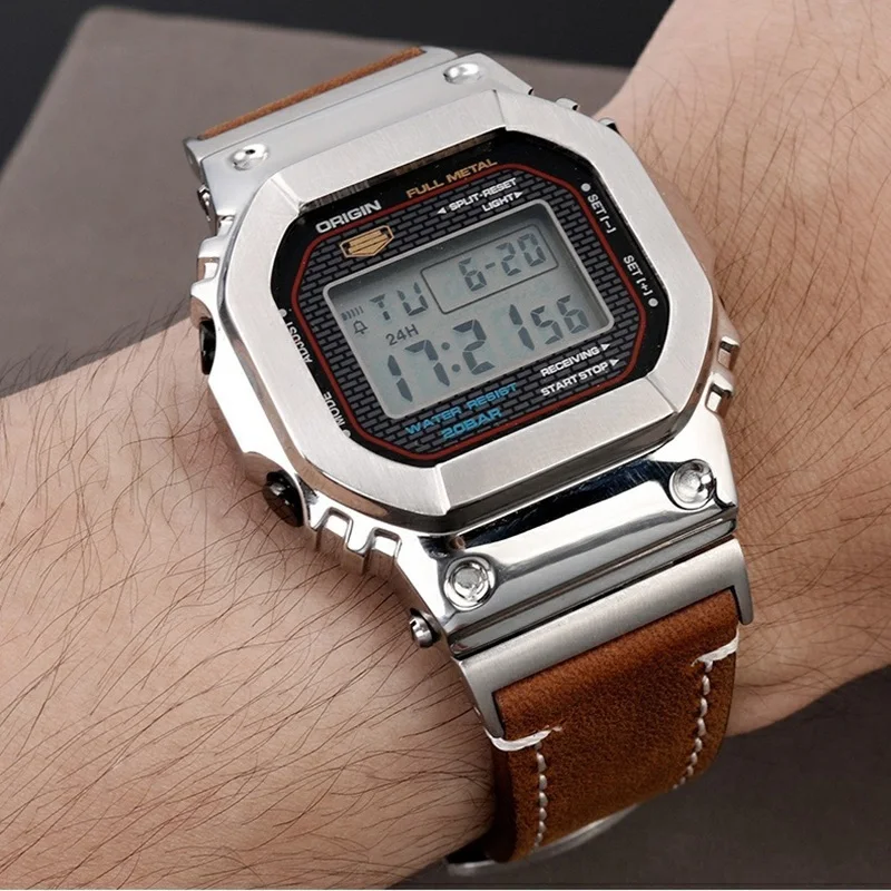 حزام من الجلد الطبيعي لساعة كاسيو G-SHOCK GMW-B5000 الذكرى السنوية الخامسة والثلاثين من جلد البقر الذهبي/الفضي، حزام ريترو