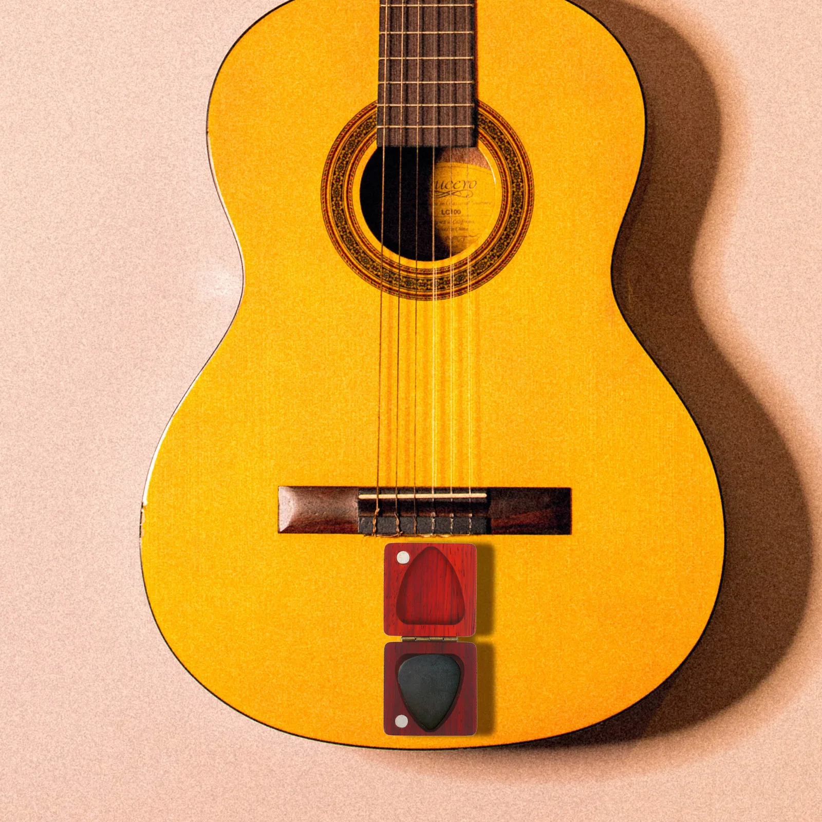 

Wood Guitar Pick Storage Box Safe Material Polished Surface Prevent Loss Easy Carry Practical Design Guitar Pick Holder