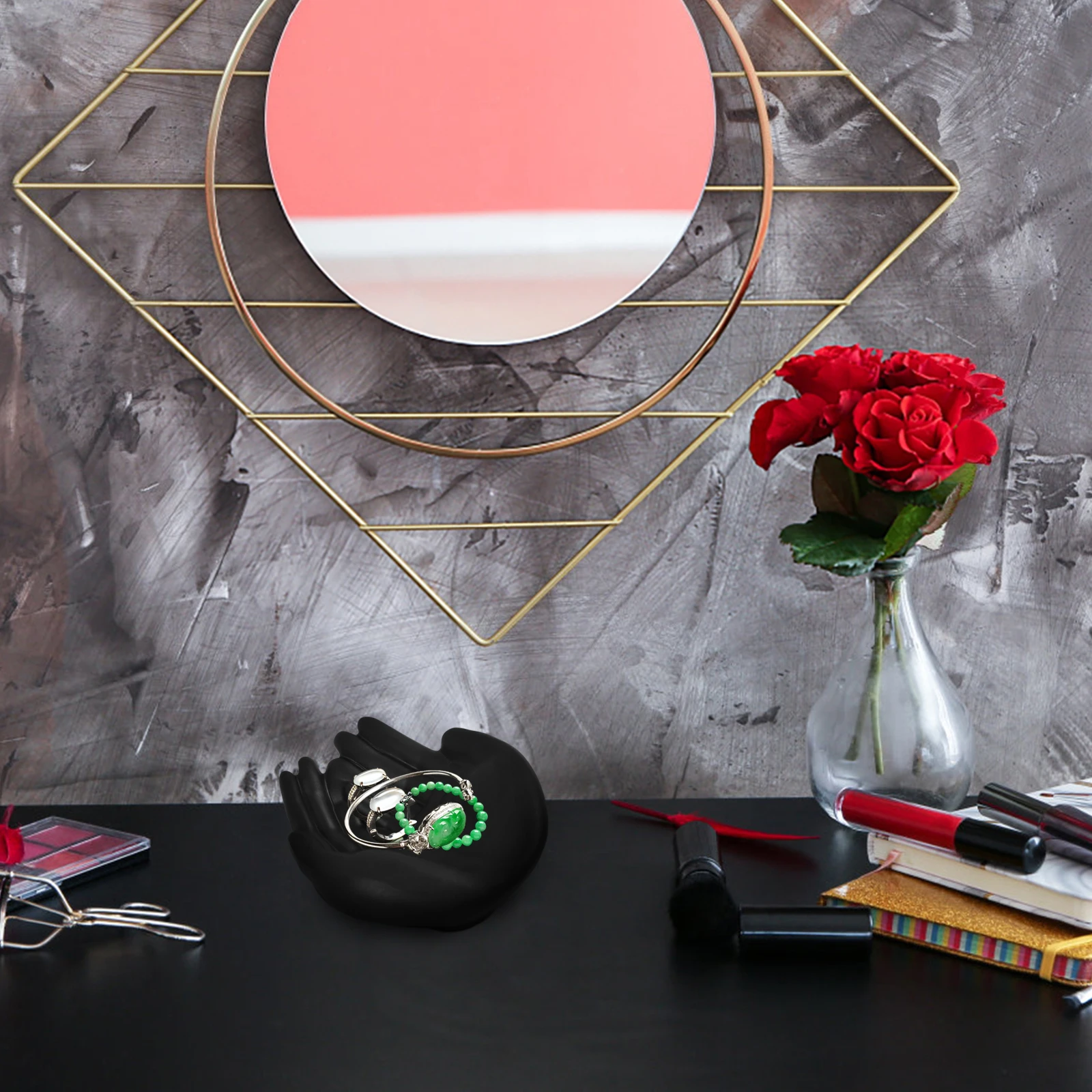 Creative Resin Heart Palm Jewelry Holder Black Necklace Display Stand Decorative Bracelet Holder Desk ganizer H Shape