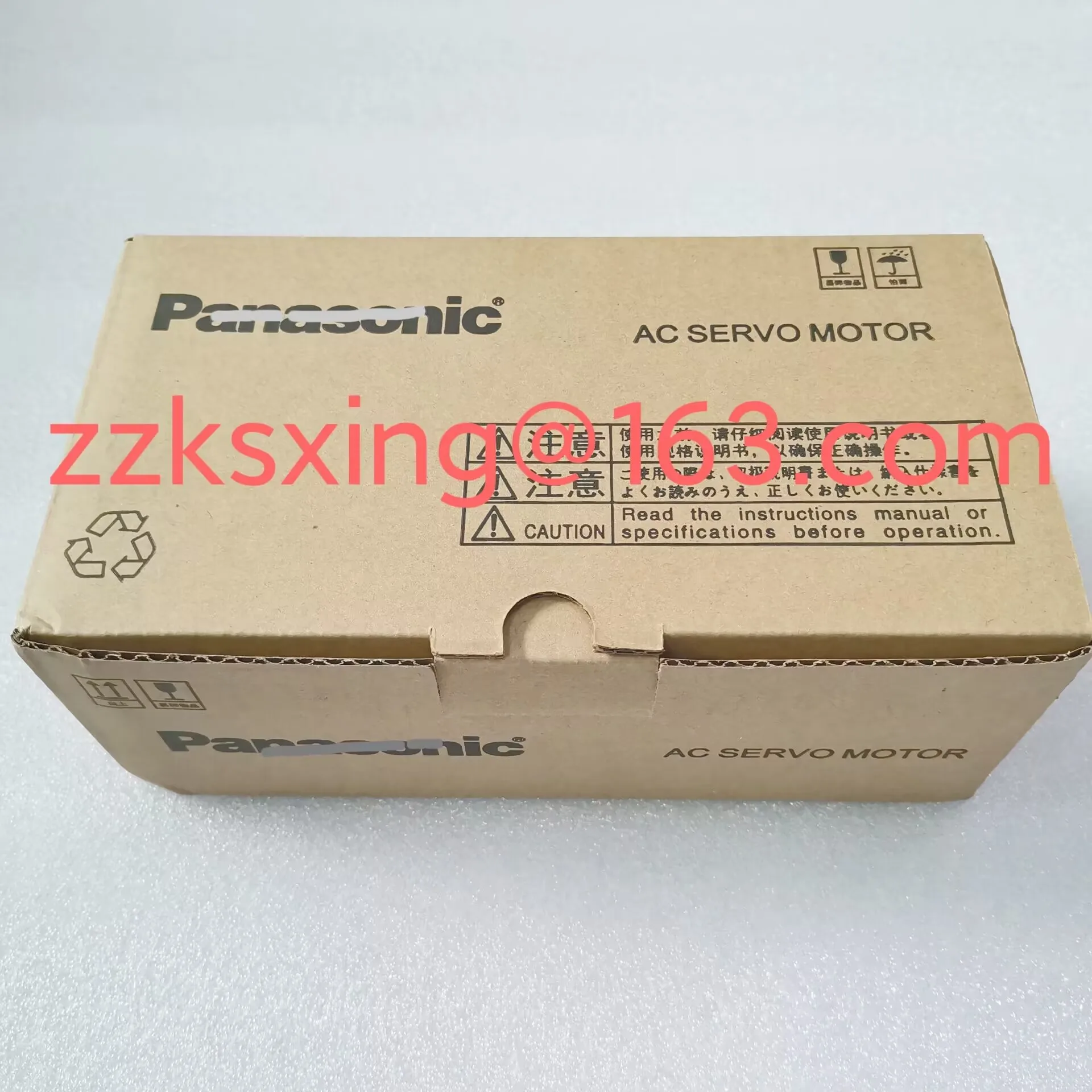 

Новый оригинальный Серводвигатель MSMZ042B1F