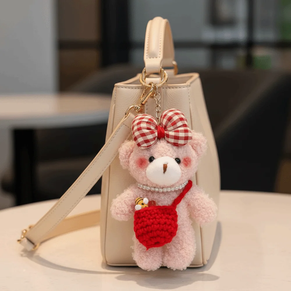 Chaveiro de Urso Peludo com Laço, Acessório de Bolsa, Pingente de Urso de Pelúcia Kawaii, Brinquedo de Urso de Pelúcia Macio de 12cm, Decoração para Mochila