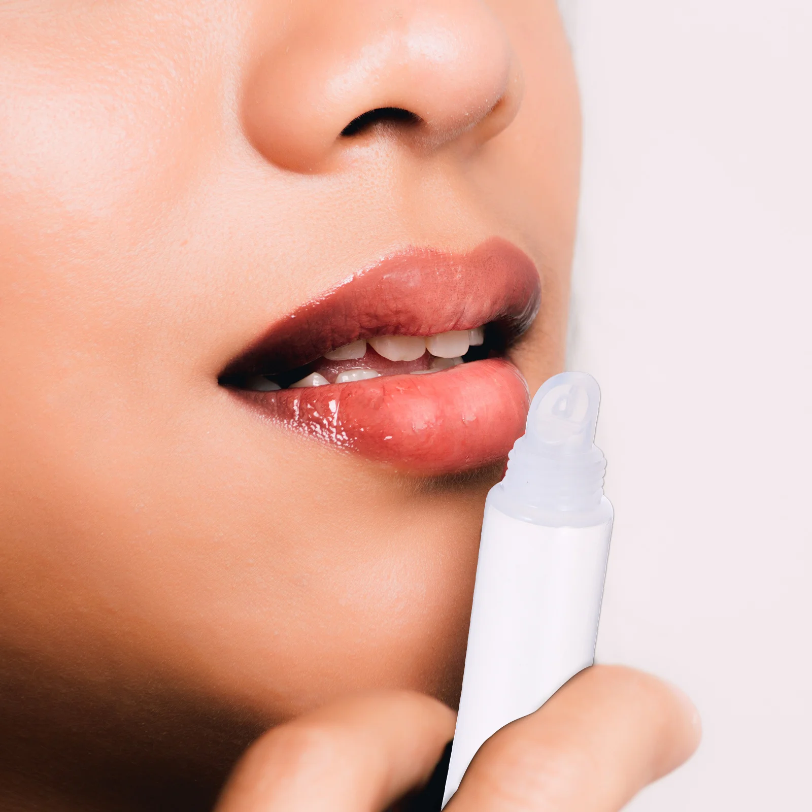 

50pcs 15G Lip Balm Tubes Empty Refillable Containers Leak Proof Portable For Diy Lipstick Squeeze Tube Packaging