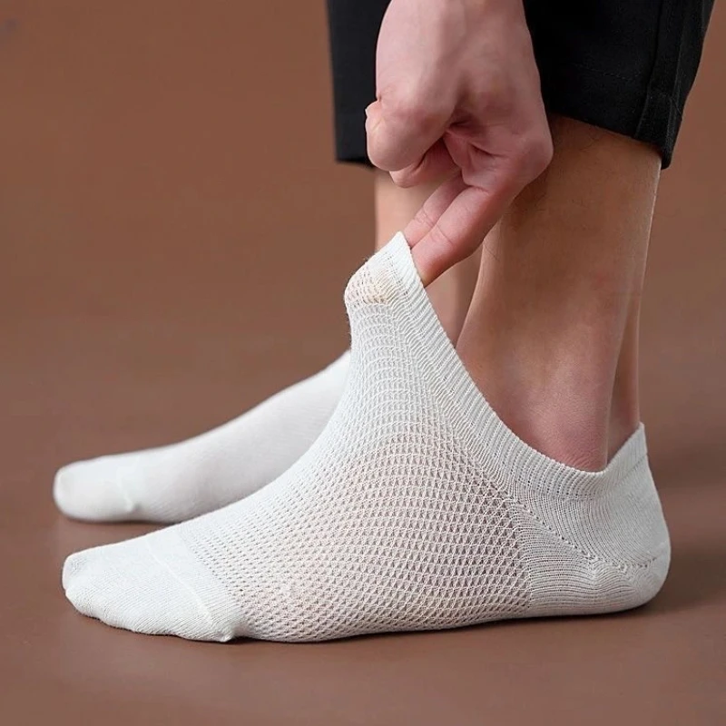 Men Summer Socks Cotton Non-Slip Mesh No Show Ankle Invisible Breathable Low Cut Silicone Thin Boat Sock Casual Comfortable