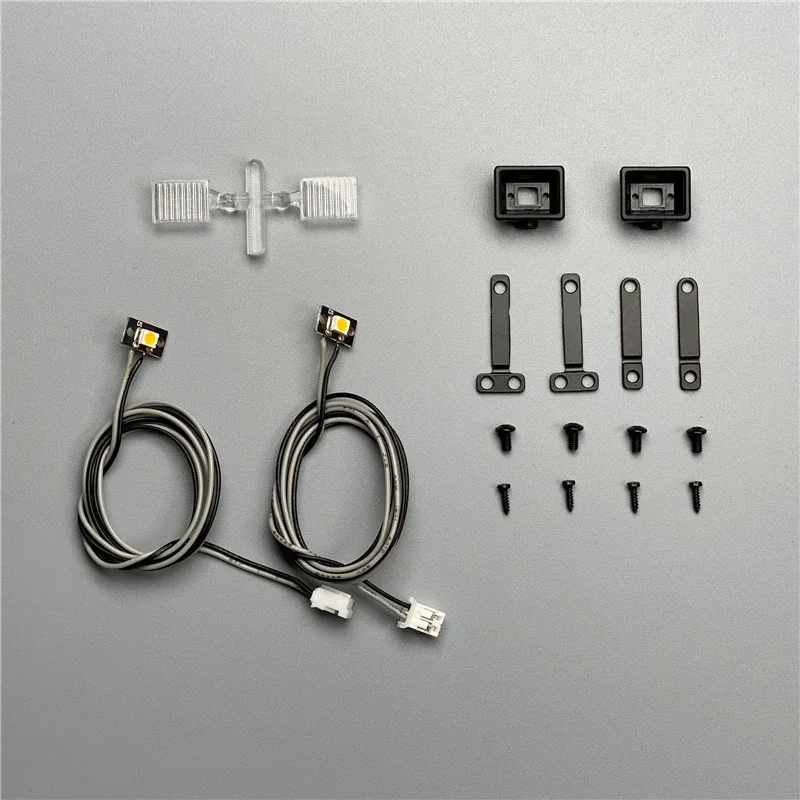 2pcs LED Spotlight Flashlamp searchlight Parts for SCANIA 770S R620 for VOLVO FH16 ACTROS AROCS Parts