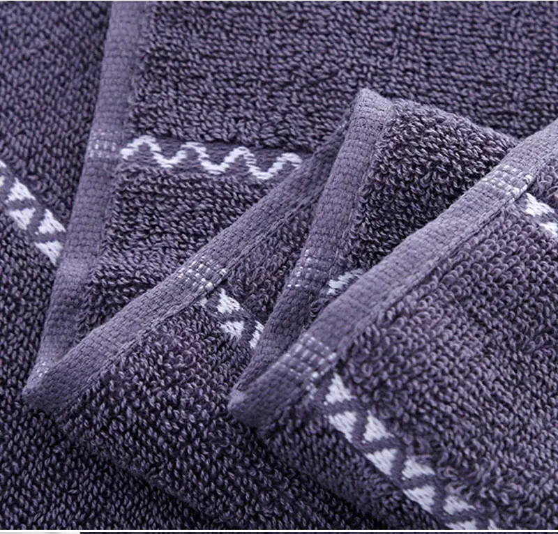 Haushalts-Reinbaumwollhandtuch Schnelltrocknend Superweich Superabsorbierend Verdicktes Erwachsenen-Badetuch Paar-Großhandtücher – Detail 6