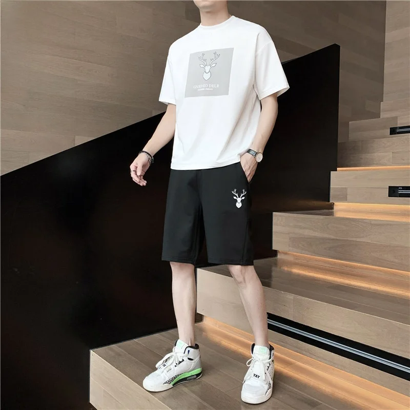 

Мужской летний повседневный спортивный костюм: шорты и футболка, модный новый стиль 2025, из полиэстера и спандекса, молодежная одежда