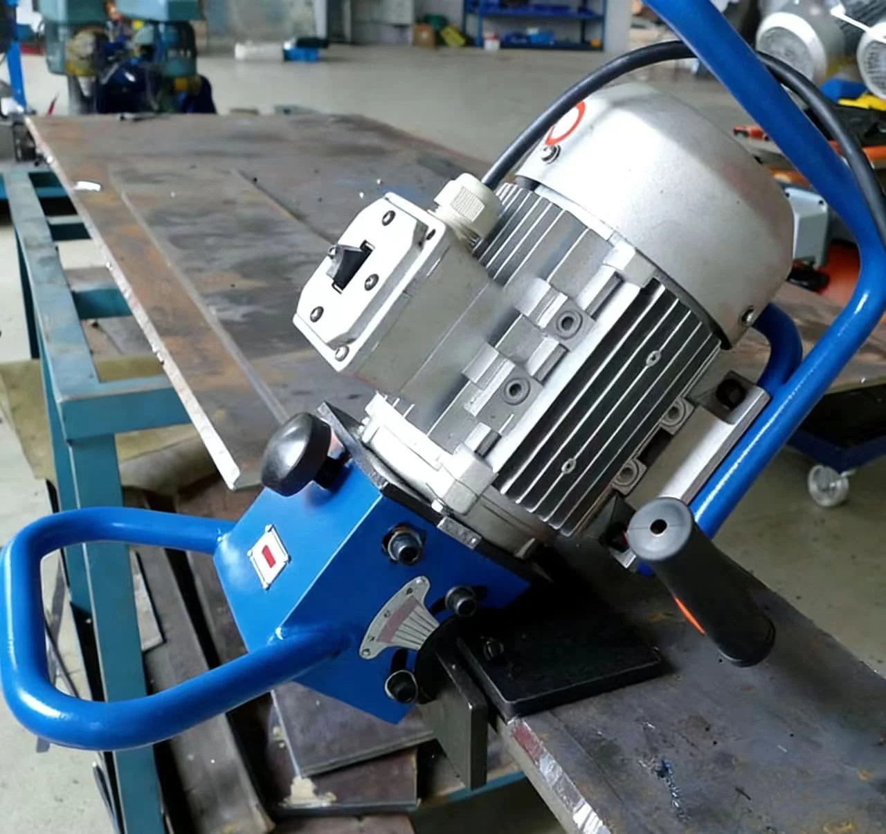 Portable Handheld Plate and Pipe Beveling & Grooving Machine with Gear Components Multifunctional