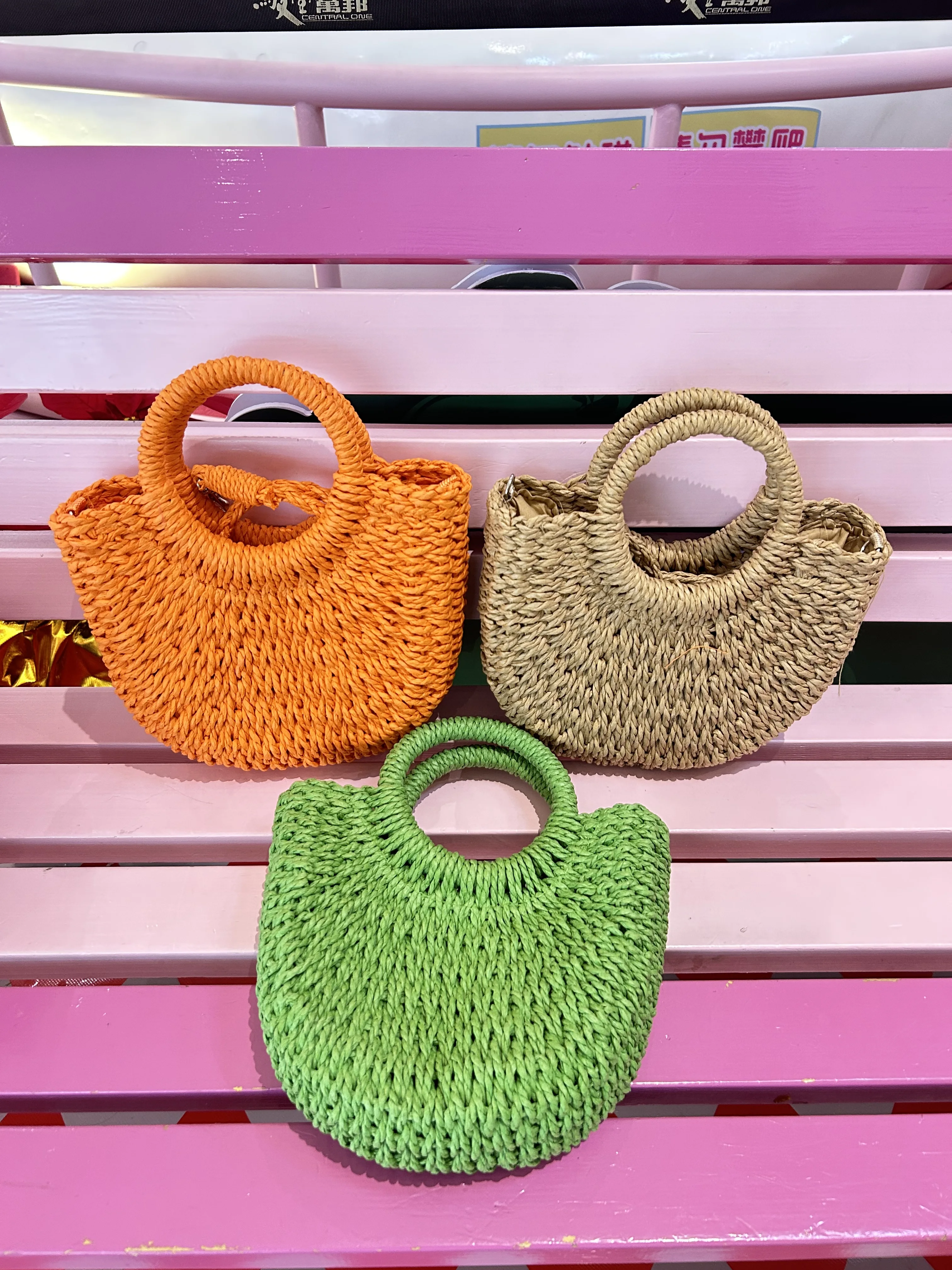 Summer semi-circular straw bag women\'s woven hand handbag New trend shoulder bag Fashion beach bag woven clutch bag