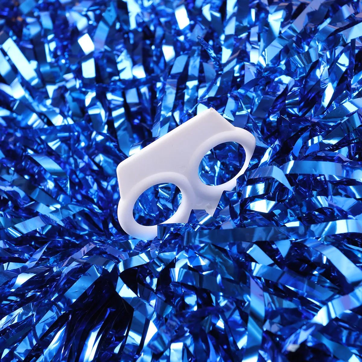 

1Pair Plastic Ring Pom Poms 50G Smooth Non Irritating Handle Cheerleader Poms in for Football Baseball Tennis