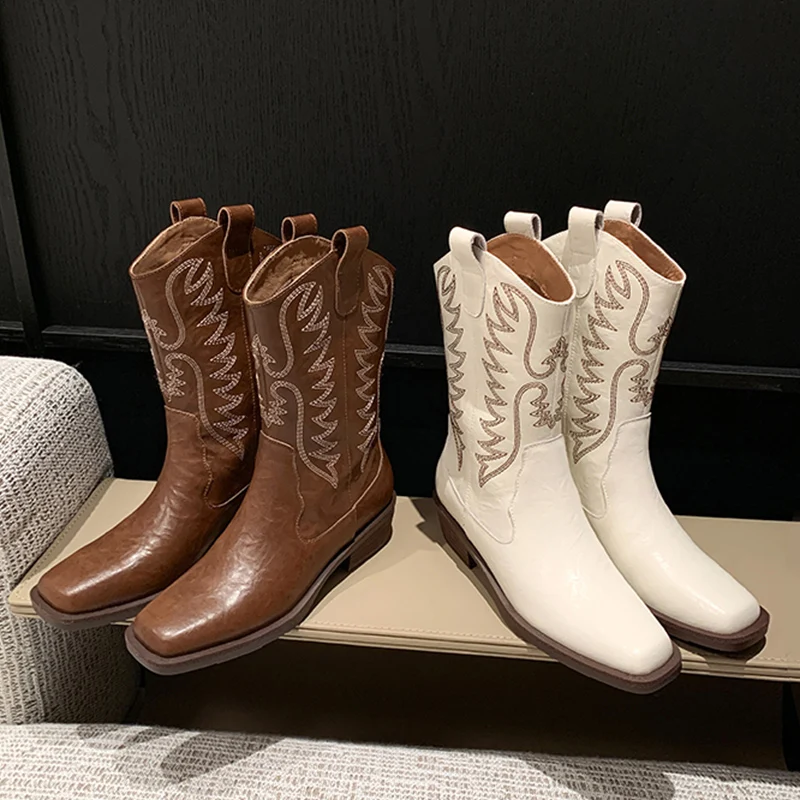 Vrouwen Geborduurde Western Enkellaarzen Vintage Vierkante Kop Dikke Hak Mode Laarsjes Herfst Winter Nieuwe Mid-Calf Dames Laarzen