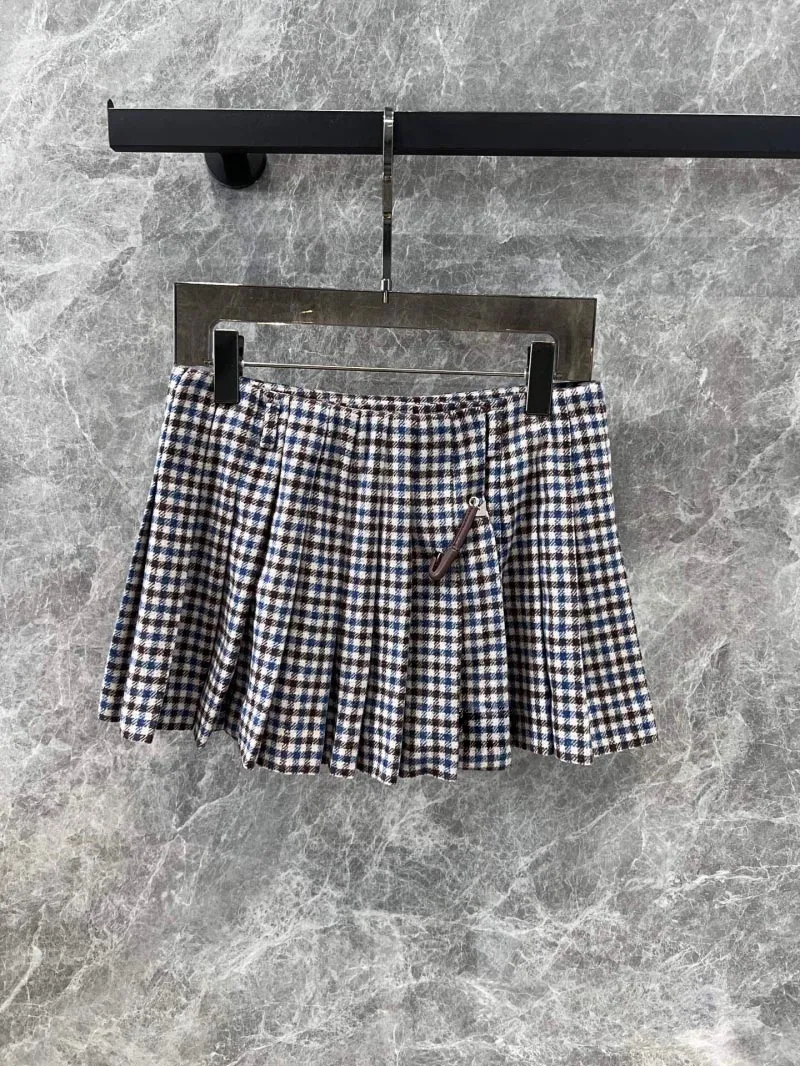 2024 Autumn New Women's Half length Skirt with Bordered plaid wool pleated skirt, Women's high-quality pleated mini skirt