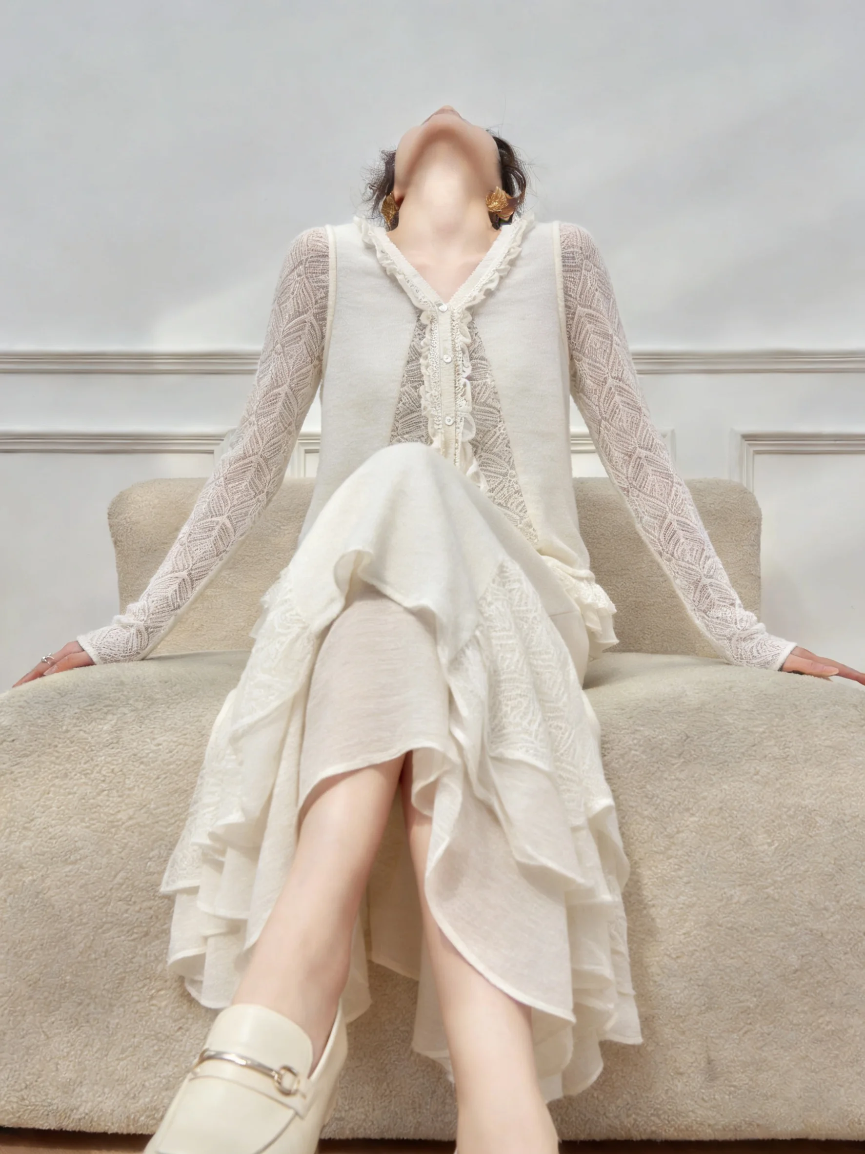 

White Knitted Hollow out Drapey Top And f Skirt Set Women's Faion Spring Outfit Age Reduction Trendy High Waist Skirt