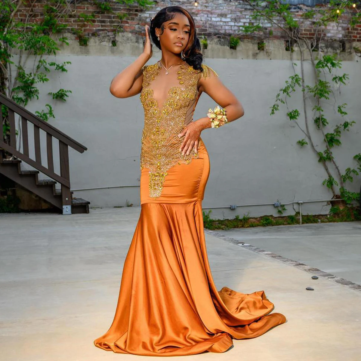 흑인 소녀를위한 맞춤형 다이아몬드 긴 인어 댄스 파티 드레스 반짝이 라인 석 민소매 크리스탈 구슬 이브닝 가운 가운