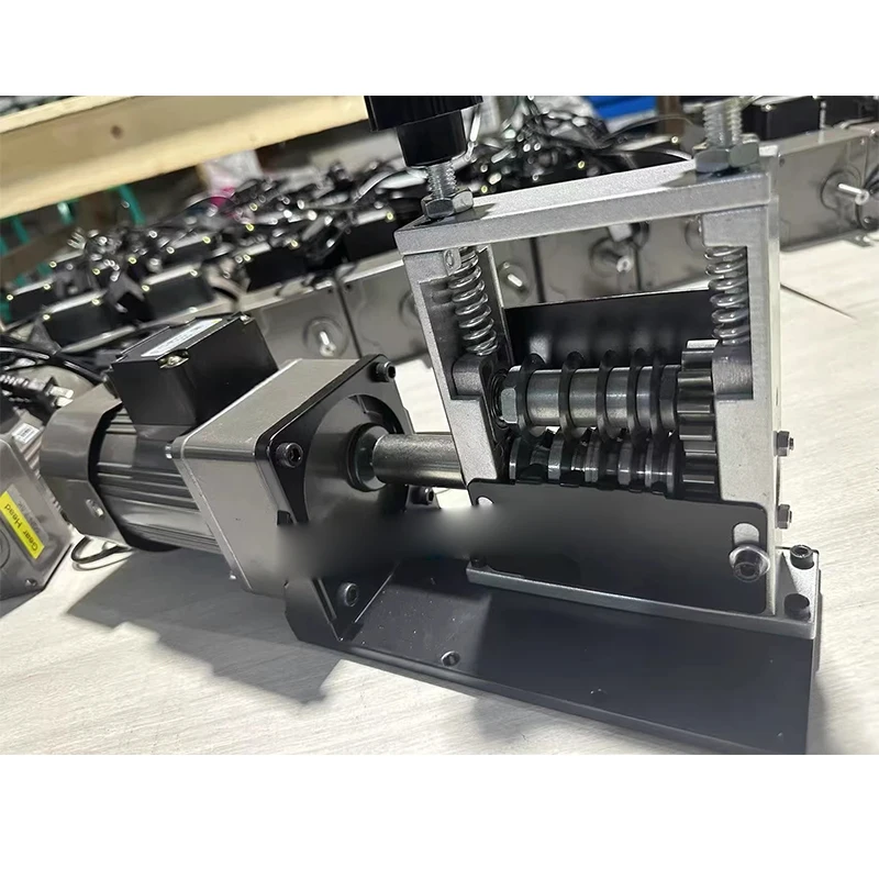 6-Hole 5-Blade Wire Stripper for 1-15mm Scrap Copper Wires, Cables & Wires Electric Adjustment-Free Wire Stripper 220V