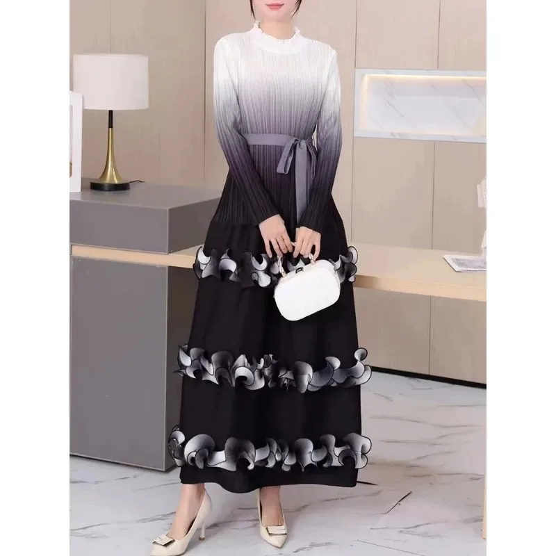 

Miyake Pleated Long Dress with Round Neck Floral Bud Sleeves and Gradient Color Elegant Women's Dress for Autumn 2024