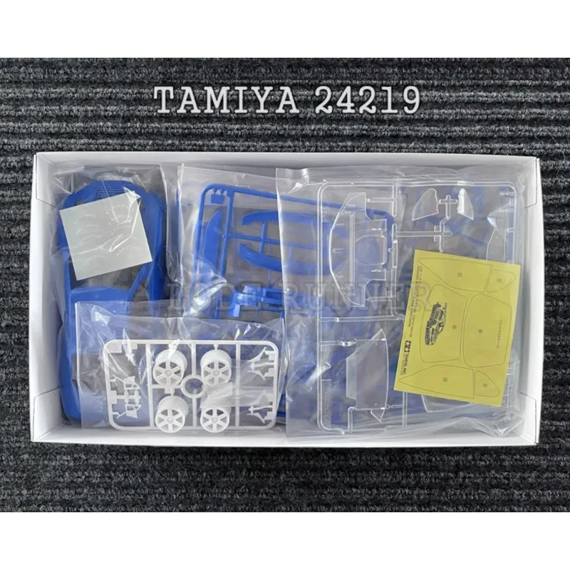Tamiya 24219 1/24 Model Car Kit Calsonic Impul Skyline GT-R R34