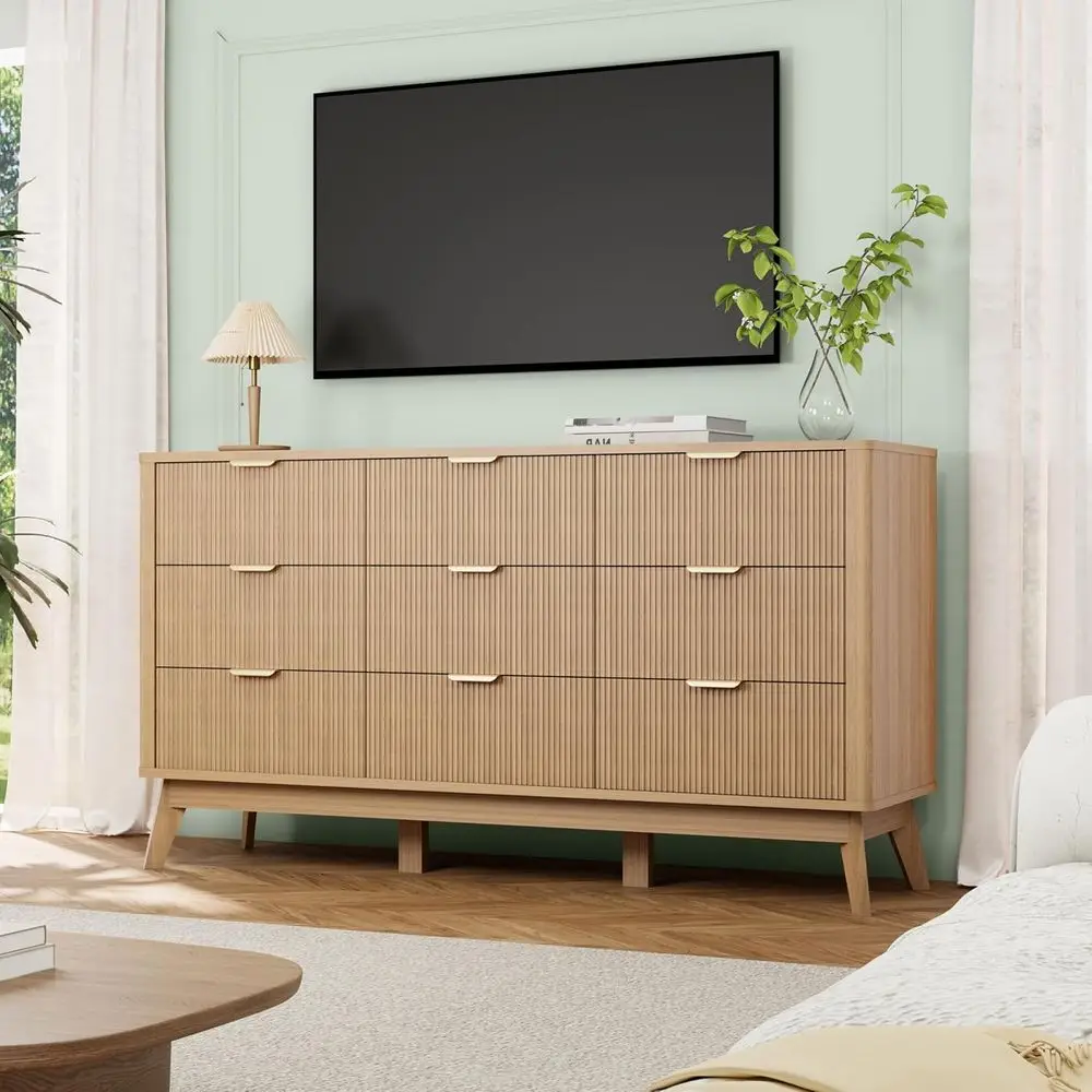 Large commode en bois massif à 9 tiroirs en chêne naturel pour le rangement de la chambre à coucher et les espaces de vie