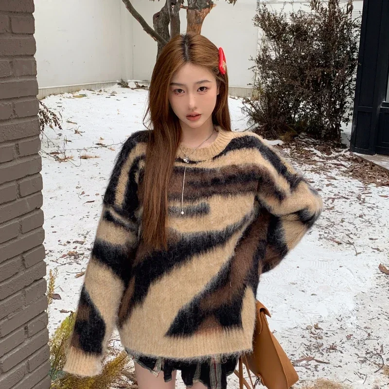 Fall and Winter Lazy Style Women Sweater Mohair Brush Hair Sense O-neck Zebra Print Sweaters Niche Casual Versatile Female Tops