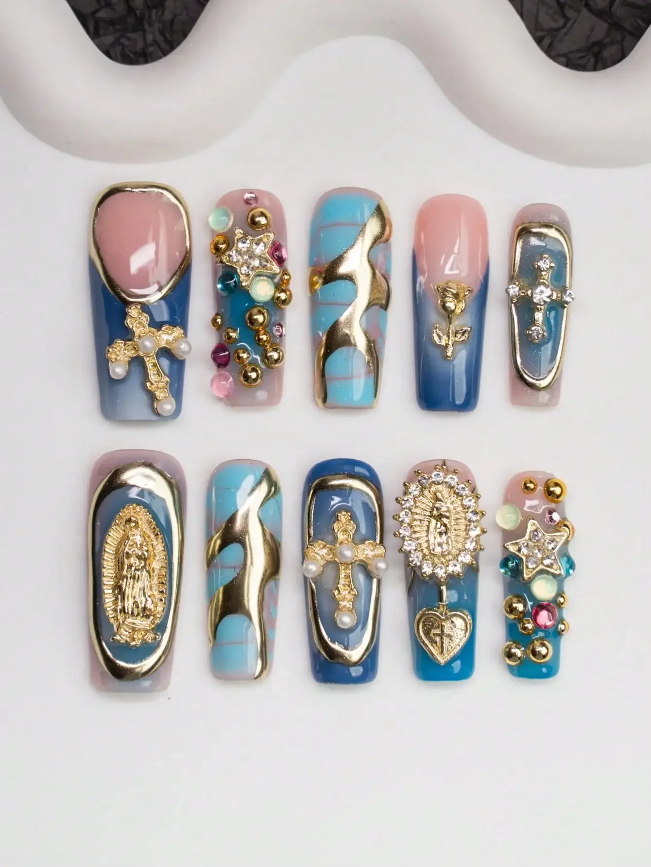 

10Pcs/Set Handmade Square Y2K Baddie Acrylic Nails With French Tips, Rhinestones, Cross, Heart, Star, Golden Rose, Snake