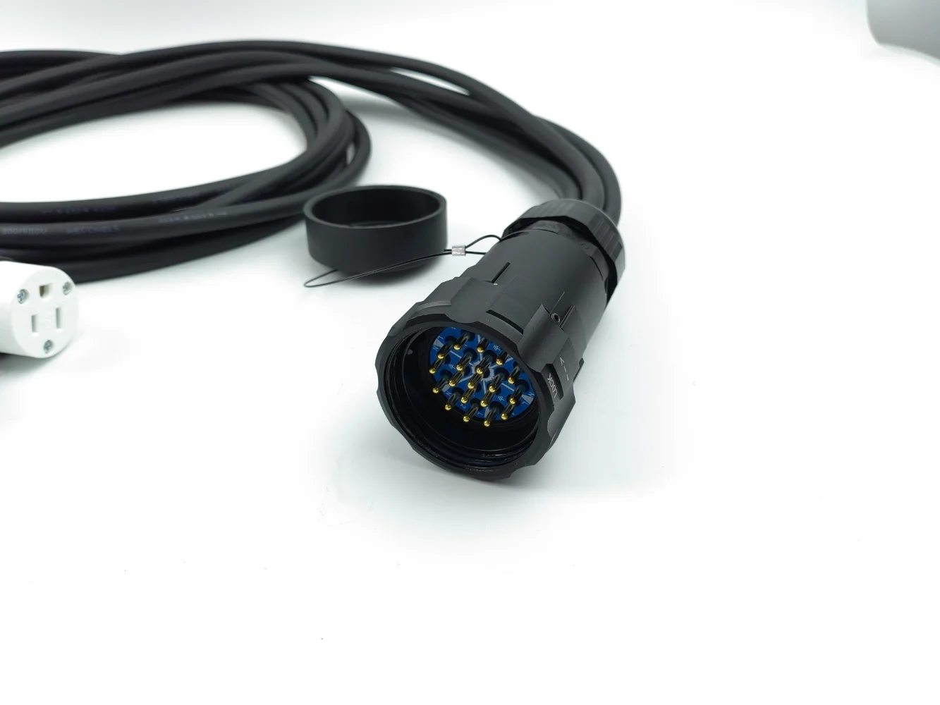 Professional 2Meter 19-PIN Socapex 6Edison 3*2.5mm² Power Cable Patch Cord for Projector Audio Video