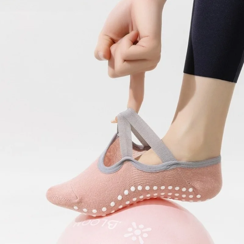

1 пара профессиональных женских носков для йоги, силиконовые противоскользящие балетные носки для пилатеса, женские дышащие повязки с открытой спиной, спортивные носки для йоги