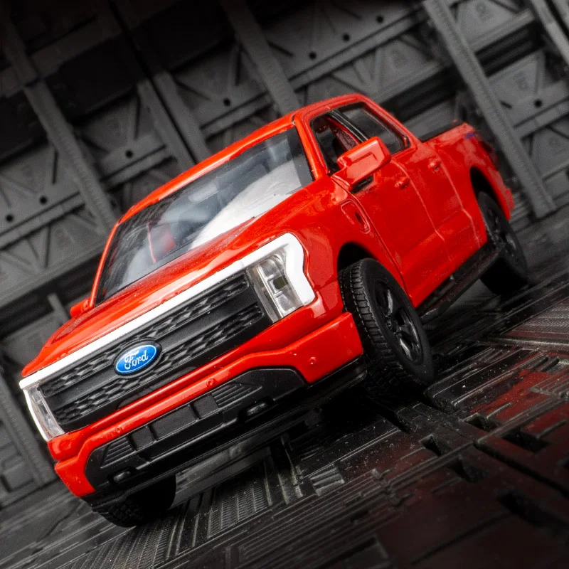 1/36 2022 Ford F150 New Energy Pikcup Alloy Diecast High Simulation Car Model with Sound Light Pull Back Collection Toy for Boys