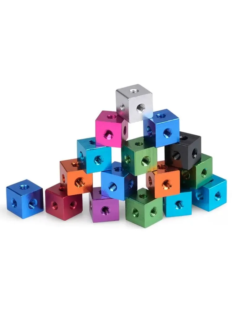 Alliage d'aluminium M3 M4 M5 M6 M8 M10 connecteur de bloc fixe à trois côtés trous de vis écrou écrou hexagonal écrou Cube
