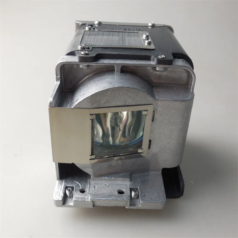 VLT-XD600LP 499B056O10 XD600U FD630U WD620U XD600U-G FD630U-G GX740 GX745 replacement lamp with housing for Mitsubishi