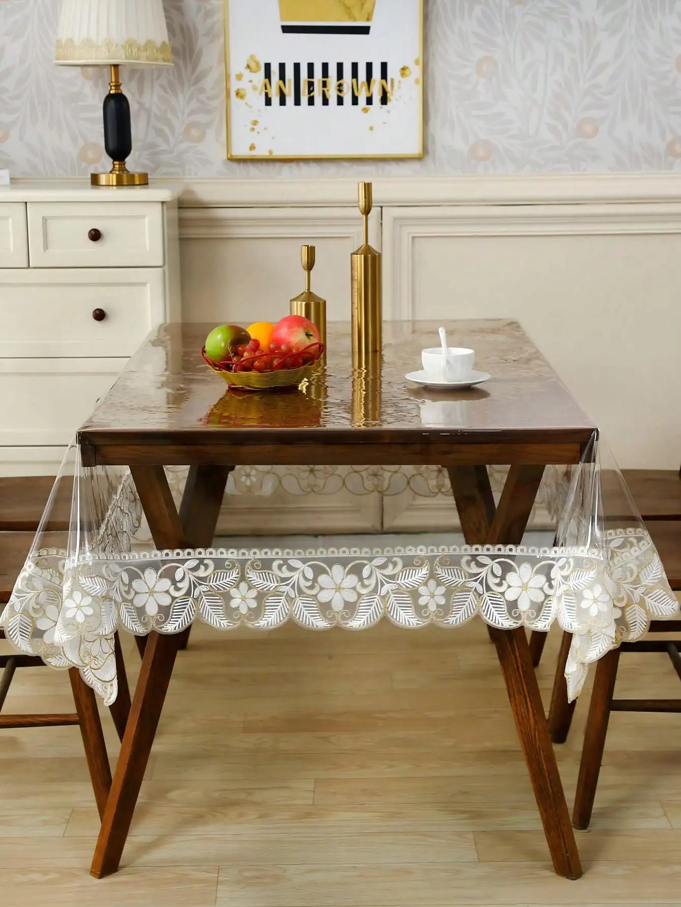 A Transparent Pvc Lace-Edged Tablecloth, French-Style Romantic Pvc Waterproof and Oil-Proof Rectangular and Square Tablecloth, Suitable for Dining Tables, Coffee Tables, Daily Home Decoration, and Wedding Parties and Festivals