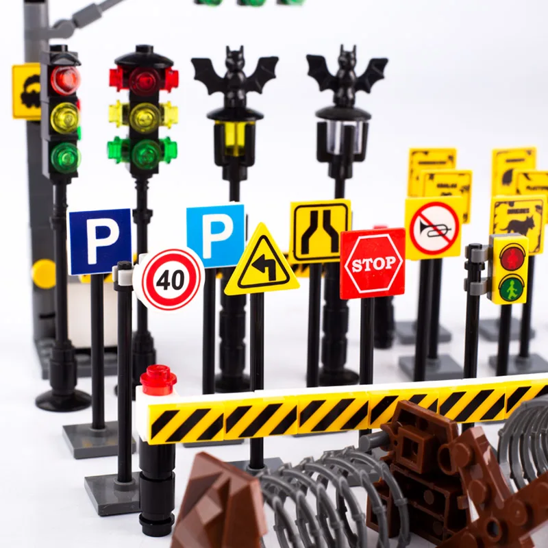 DIY City Street View Traffic Light Road Sign Printed Parts Building Blocks 32x32 Dots Baseplate Military Barriers Mini Car Toys