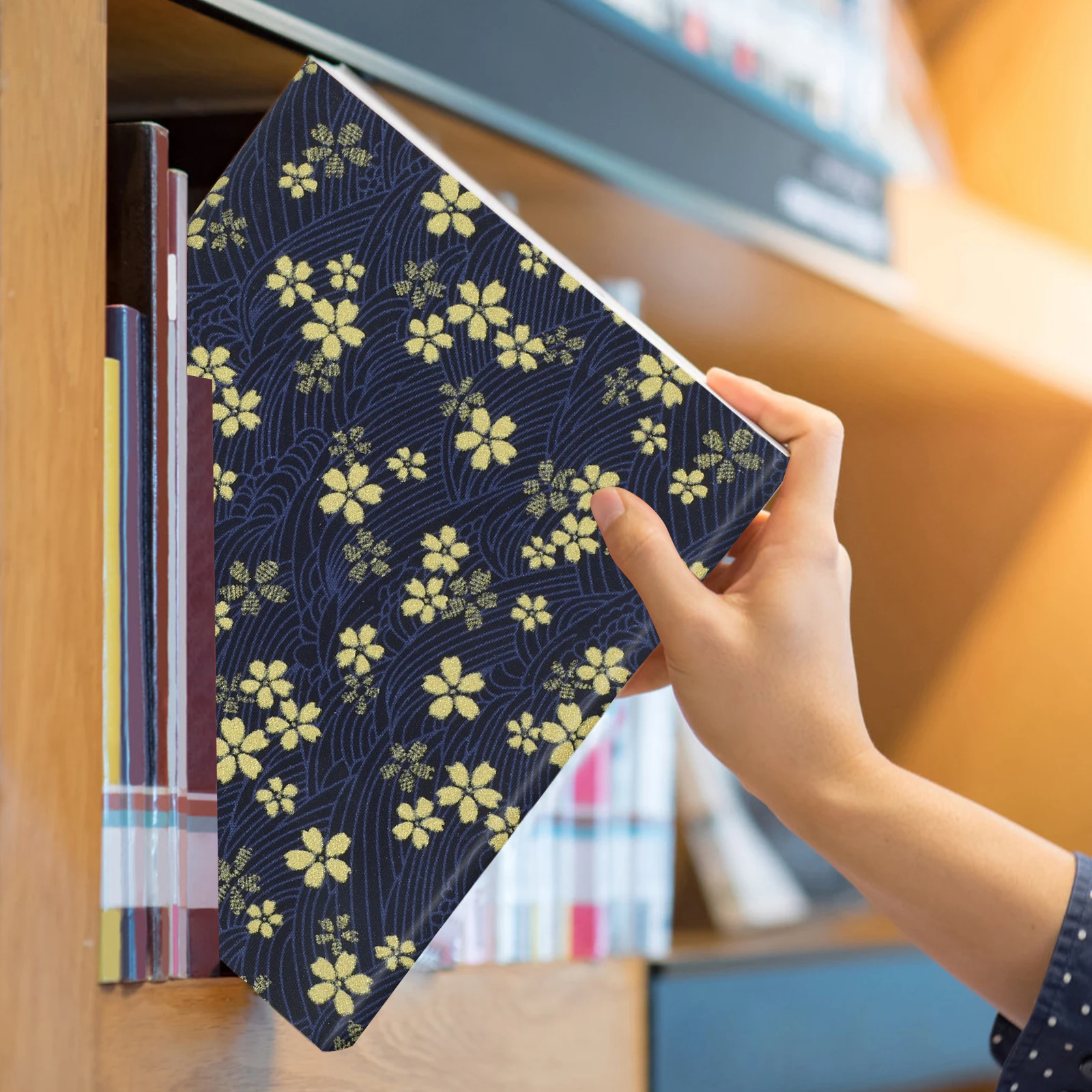 غطاء قماش مقاس A5 مقاوم للاهتراء ومضاد للانزلاق كم واقي للكمبيوتر المحمول والمذكرات والكتب المدرسية وواقي الكتب القابل لإعادة الاستخدام #4